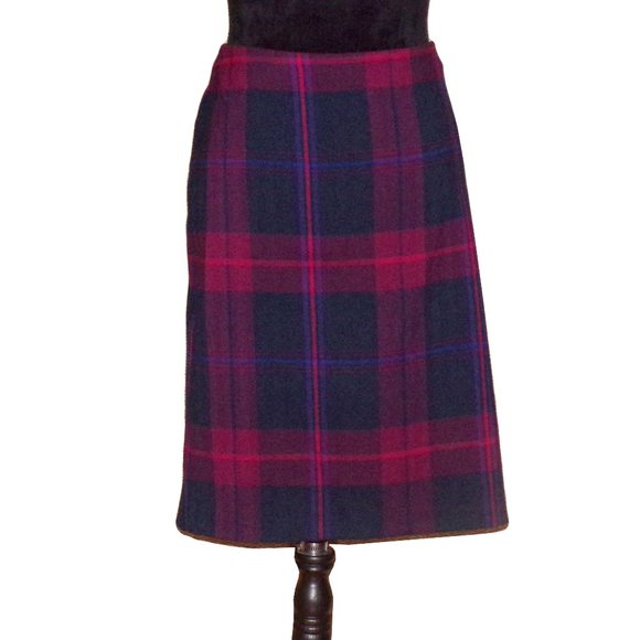 NWT Tommy Hilfiger Plaid Skirt - Picture 2 of 4